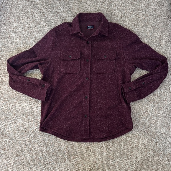 UNTUCKit Other - UNTUCKit Men’s Sweater Flannel Shirt Small